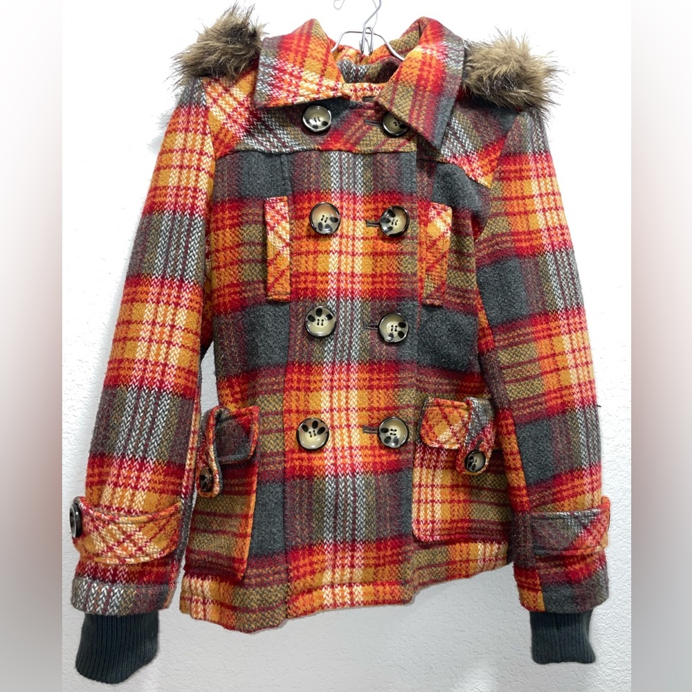 Adorable plaid double breasted, fur hood, wool blend coat.